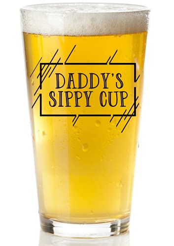 Daddy’s Sippy Cup Beer Glass - Funny New Dad Gifts for First Time Parents - Unique Christmas, Fathers Day, or Birthday Gift for Expecting Father - 16oz Premium Beer Mug