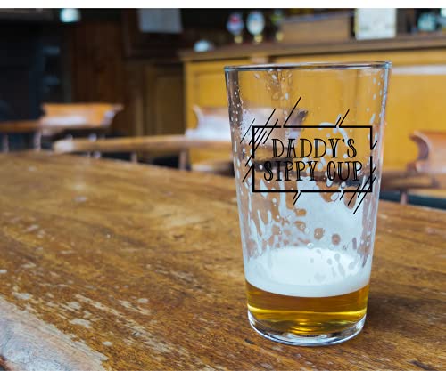 Daddy’s Sippy Cup Beer Glass - Funny New Dad Gifts for First Time Parents - Unique Christmas, Fathers Day, or Birthday Gift for Expecting Father - 16oz Premium Beer Mug
